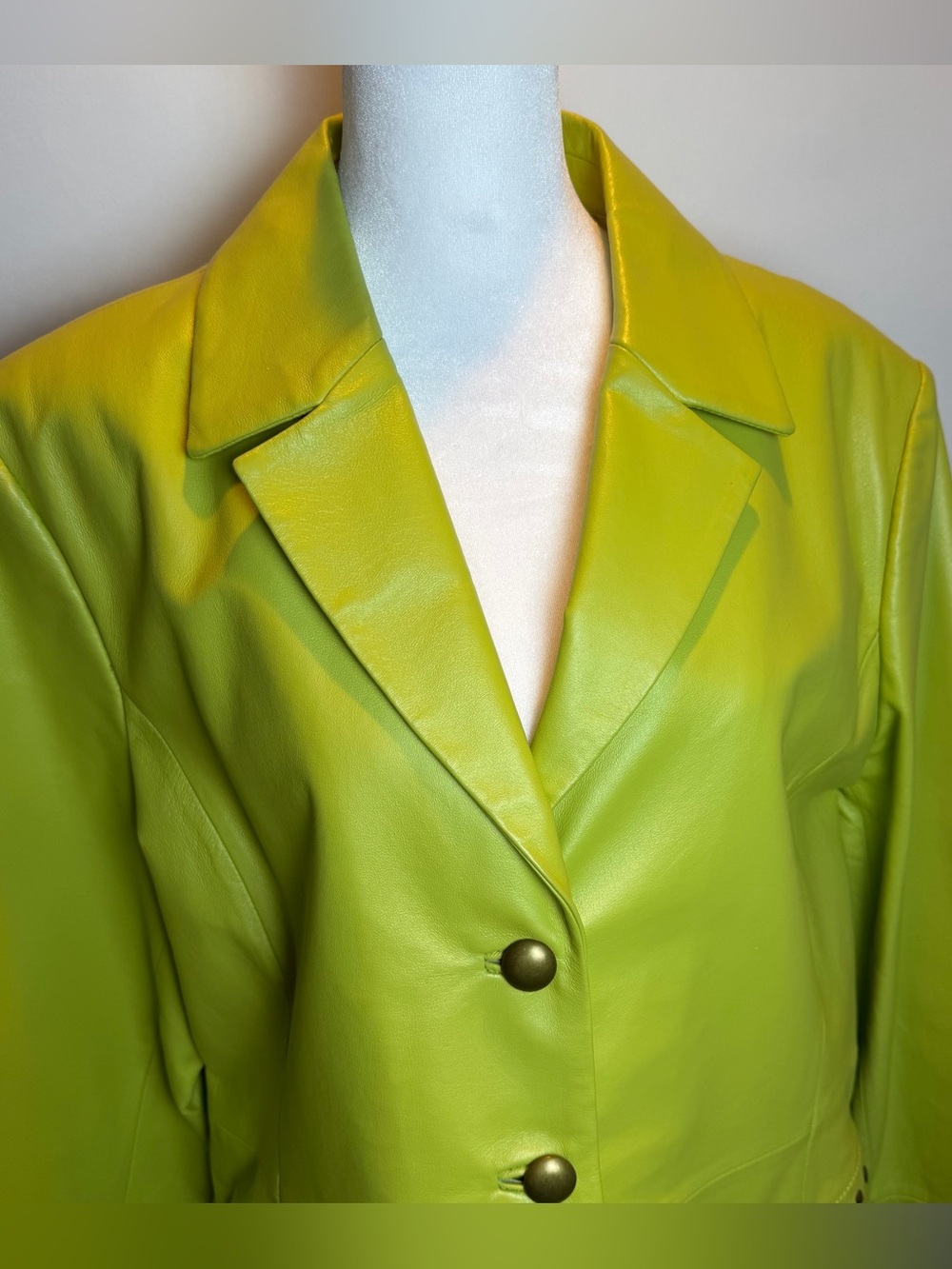 Terry Lewis Vintage Y2K Chartreuse Leather Blazer with Stud Trim - Picture 4 of 10